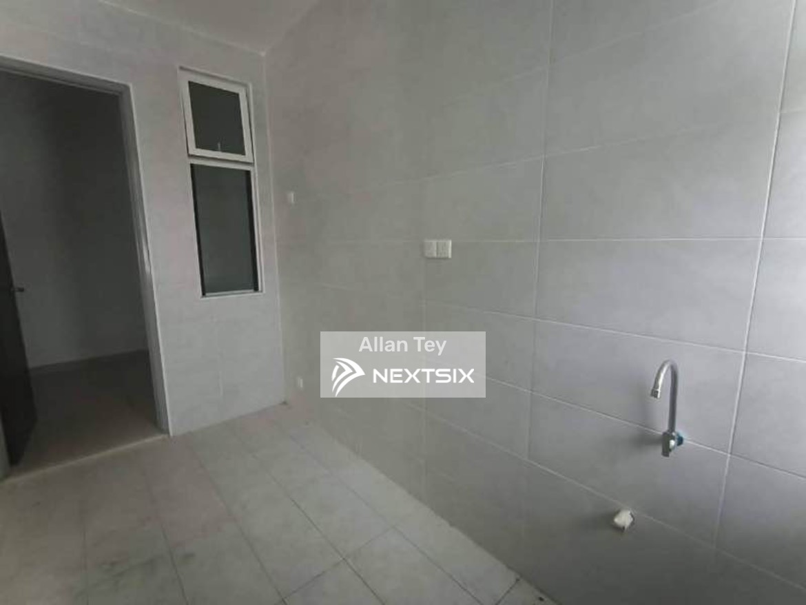 Cluster House For Sale in Gelang Patah Johor - Image 7