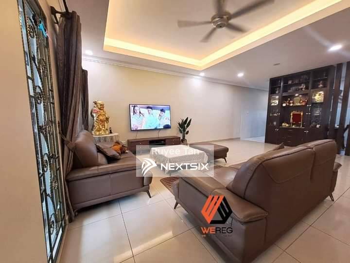 Semi-detached House For Sale in Ambang Botanic Selangor