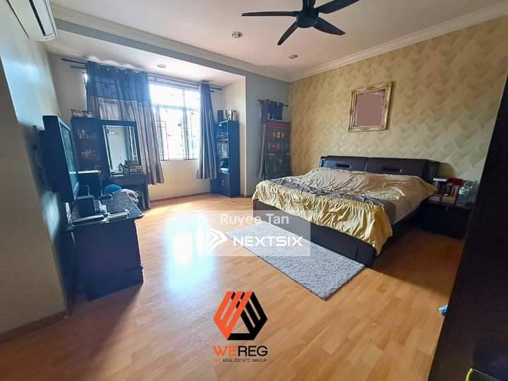 Semi-detached House For Sale in Ambang Botanic Selangor - Image 6