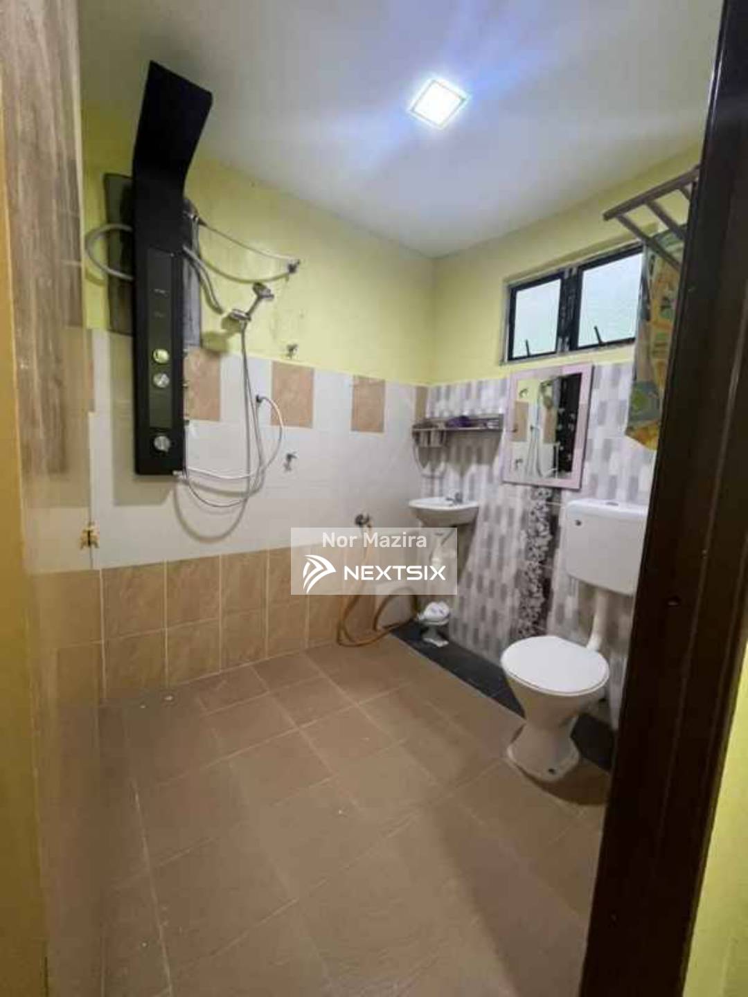 3-sty Terrace/Link House For Sale in Bayan Lepas Penang - Image 10