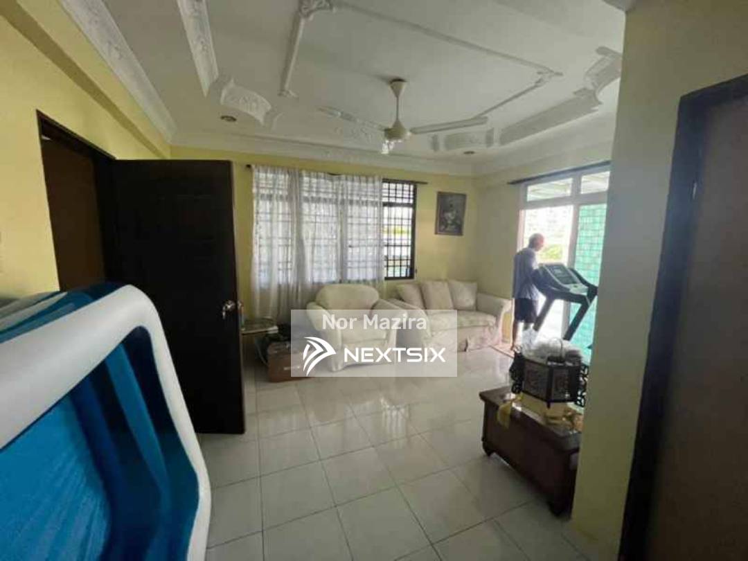 3-sty Terrace/Link House For Sale in Bayan Lepas Penang - Image 11