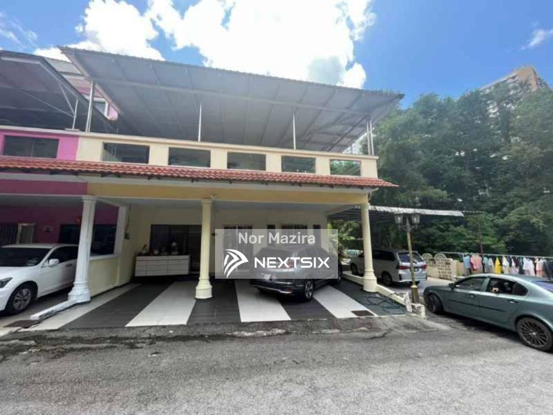 3-sty Terrace/Link House For Sale in Bayan Lepas Penang - Image 2