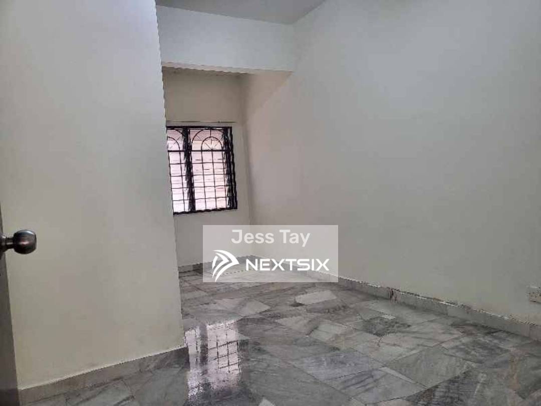 2-sty Terrace/Link House For Sale in Seri Kembangan Selangor - Image 11