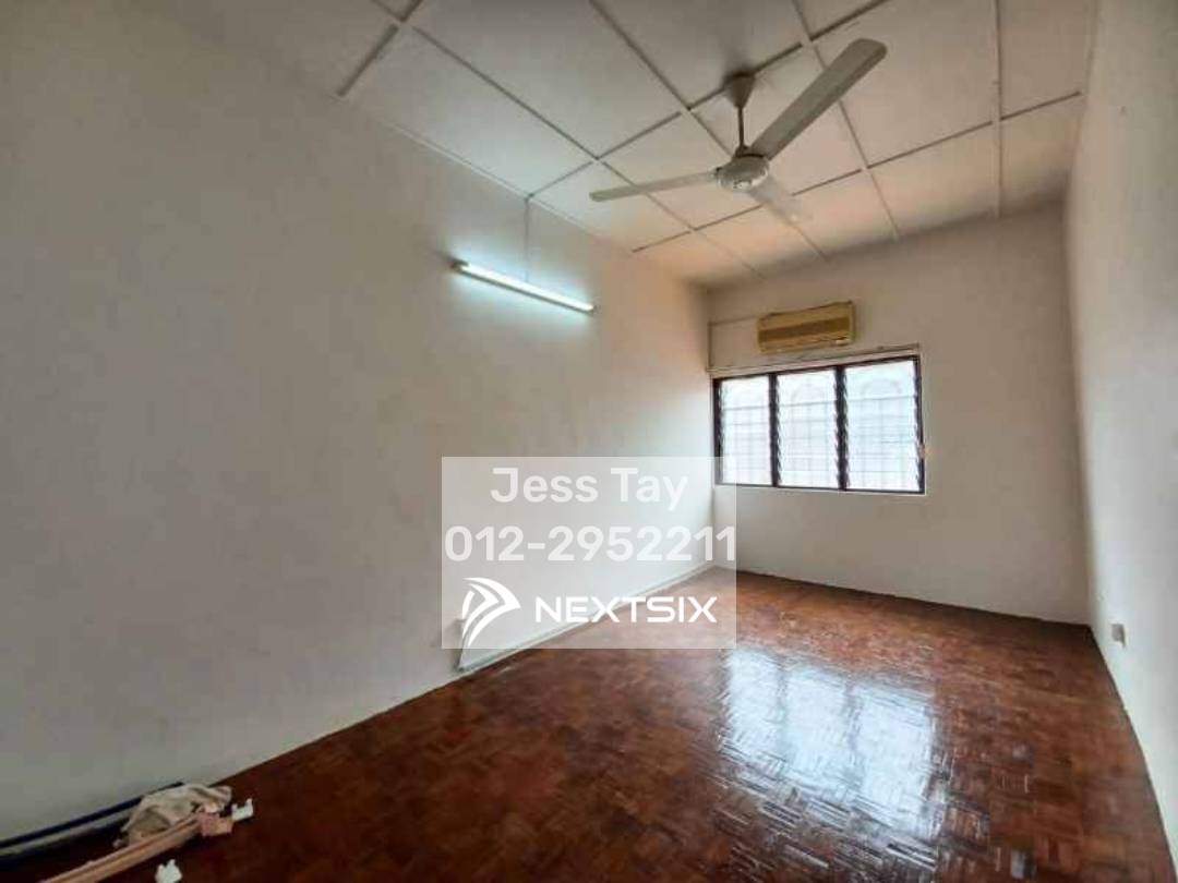 2-sty Terrace/Link House For Sale in Seri Kembangan Selangor - Image 6