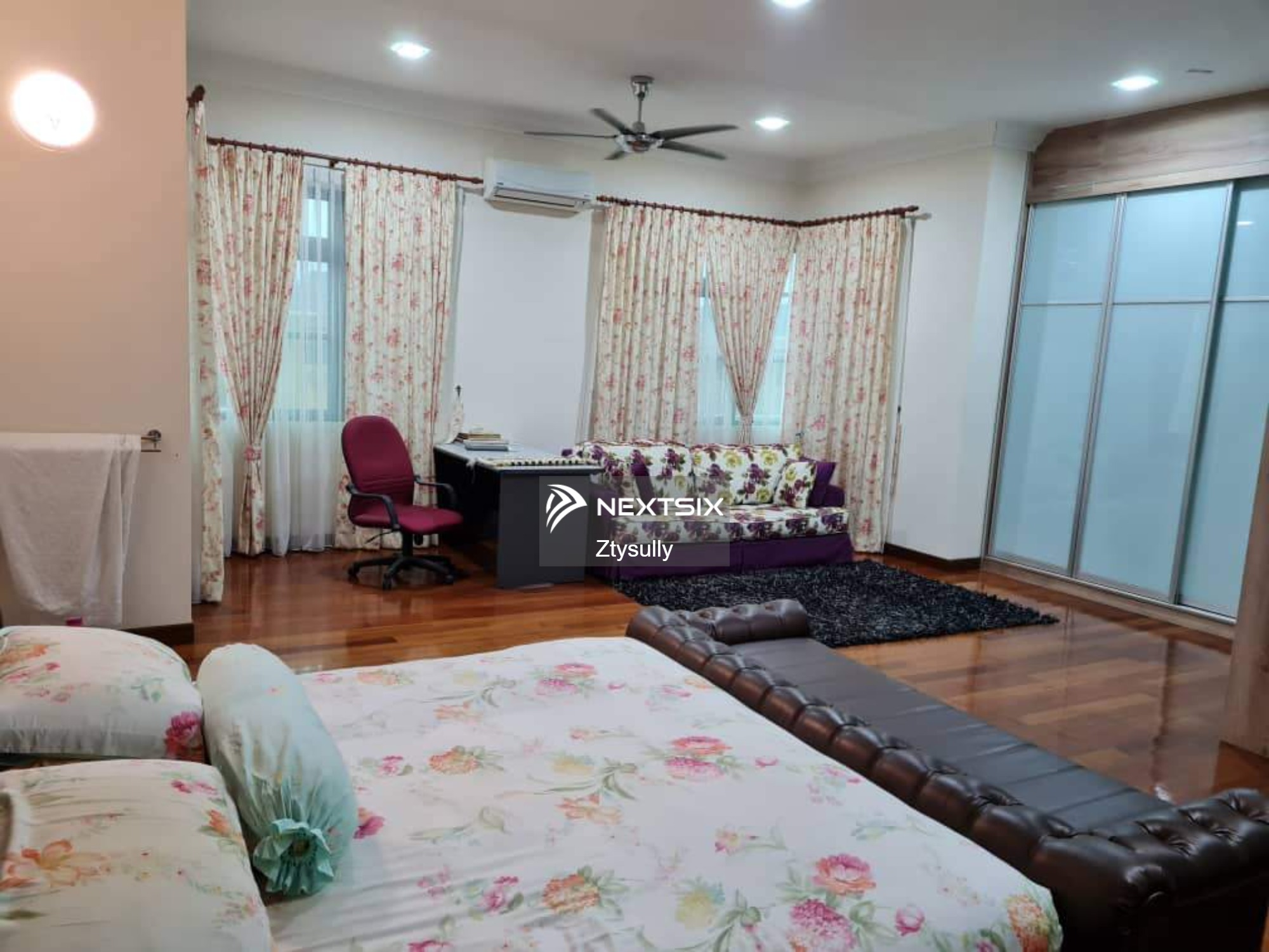 Bungalow For Sale in Sepang Selangor - Image 12