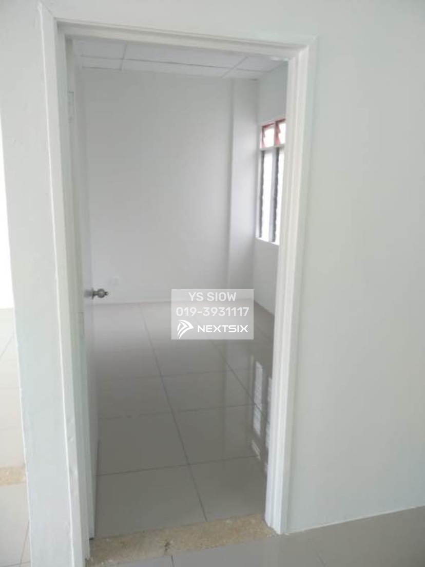 Flat For Rent in Seri Kembangan Selangor