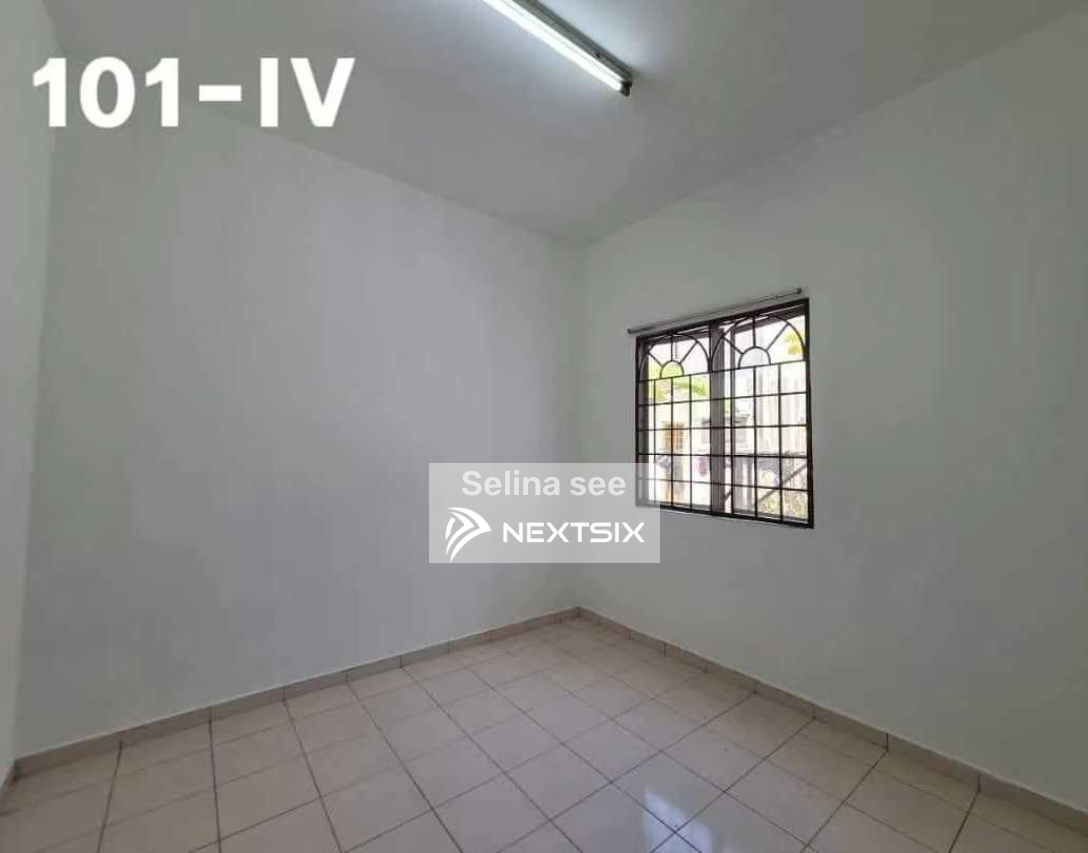2-sty Terrace/Link House For Sale in Bandar Bukit Tinggi Selangor - Image 4