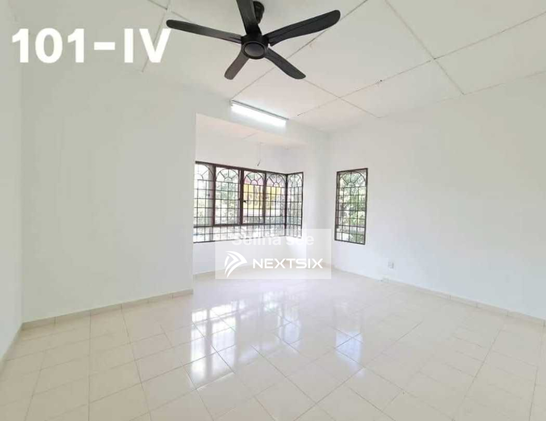 2-sty Terrace/Link House For Sale in Bandar Bukit Tinggi Selangor - Image 6