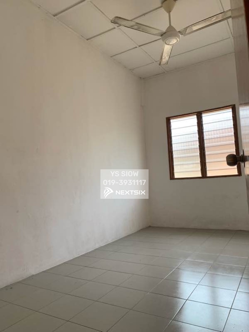 Flat For Rent in Seri Kembangan Selangor