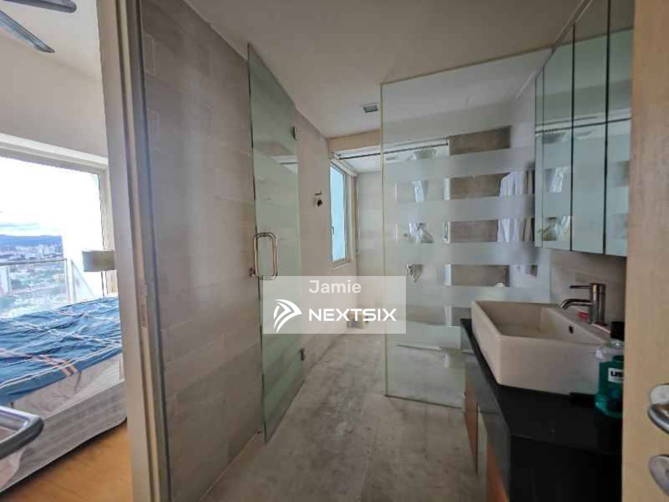 Serviced Residence For Sale in KL City Wilayah Persekutuan Kuala Lumpur - Image 3