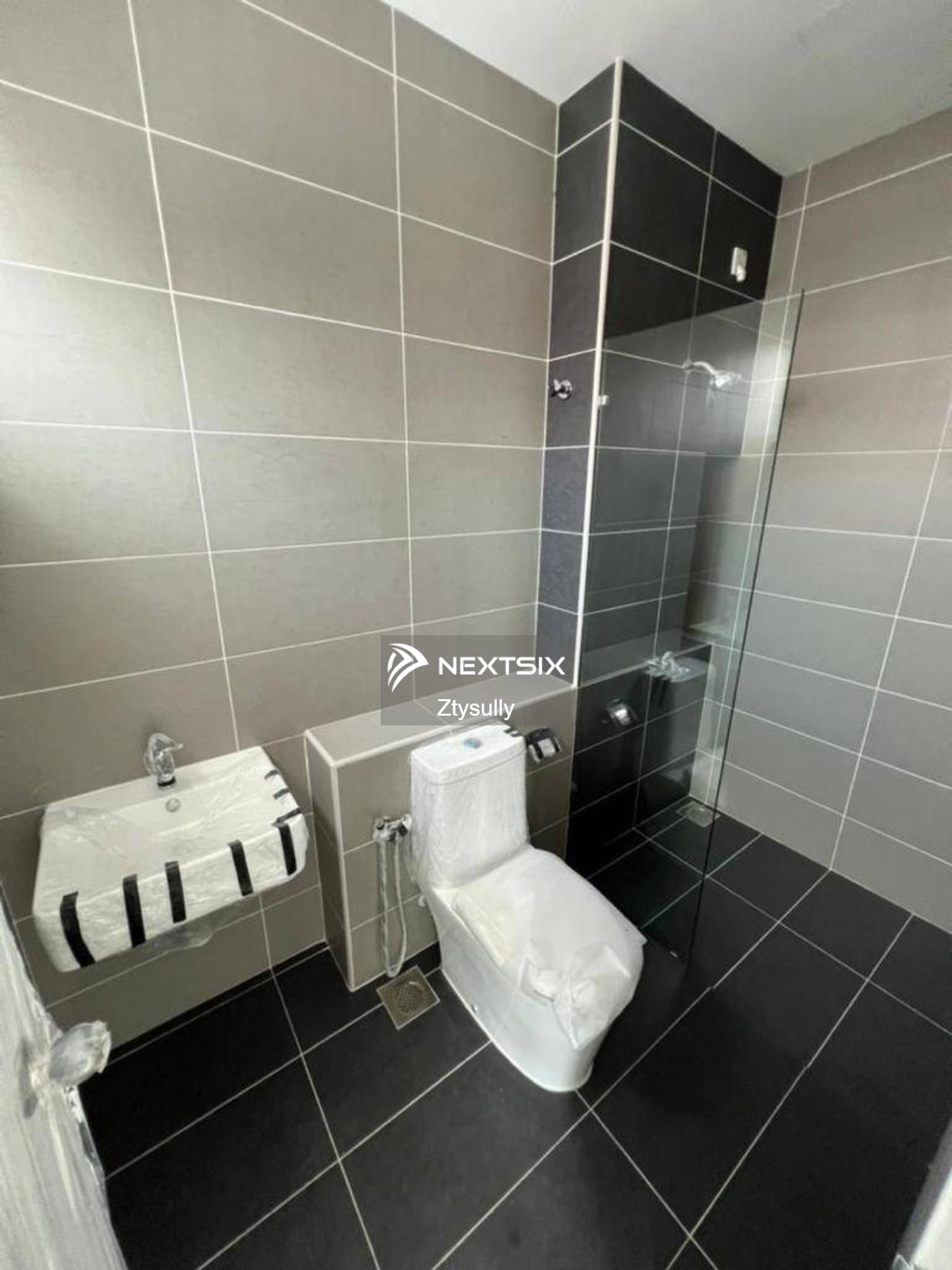 2-sty Terrace/Link House For Sale in Cyberjaya Selangor - Image 9