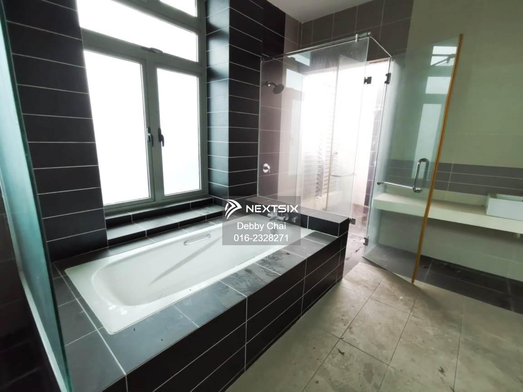 3-sty Superlink House For Sale in Puchong Selangor - Image 10