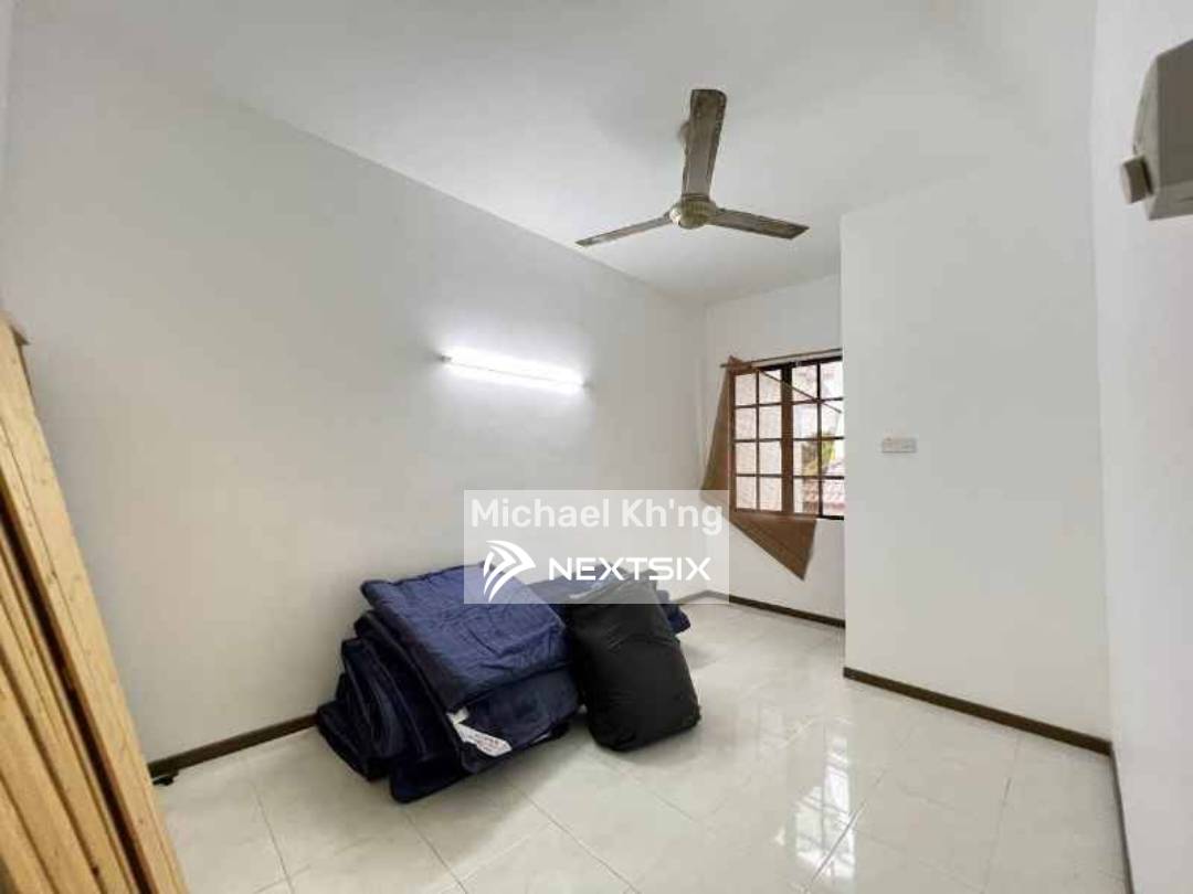 Semi-detached House For Sale in Balik Pulau Penang - Image 9