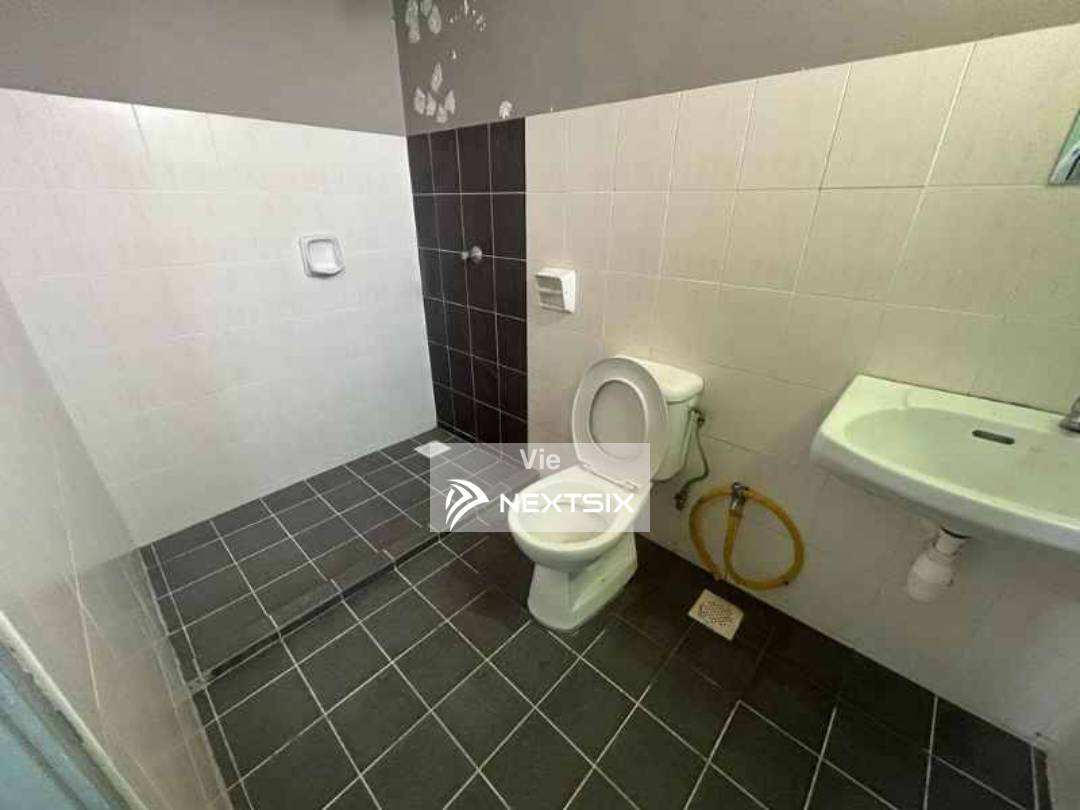 Apartment For Rent in Kuching Sarawak - Image 8