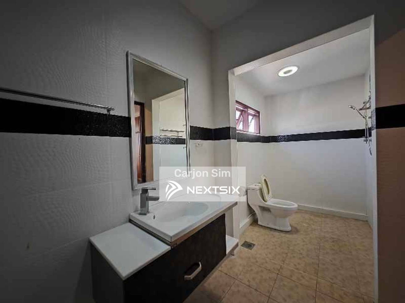 Bungalow For Sale in Kuching Sarawak - Image 10