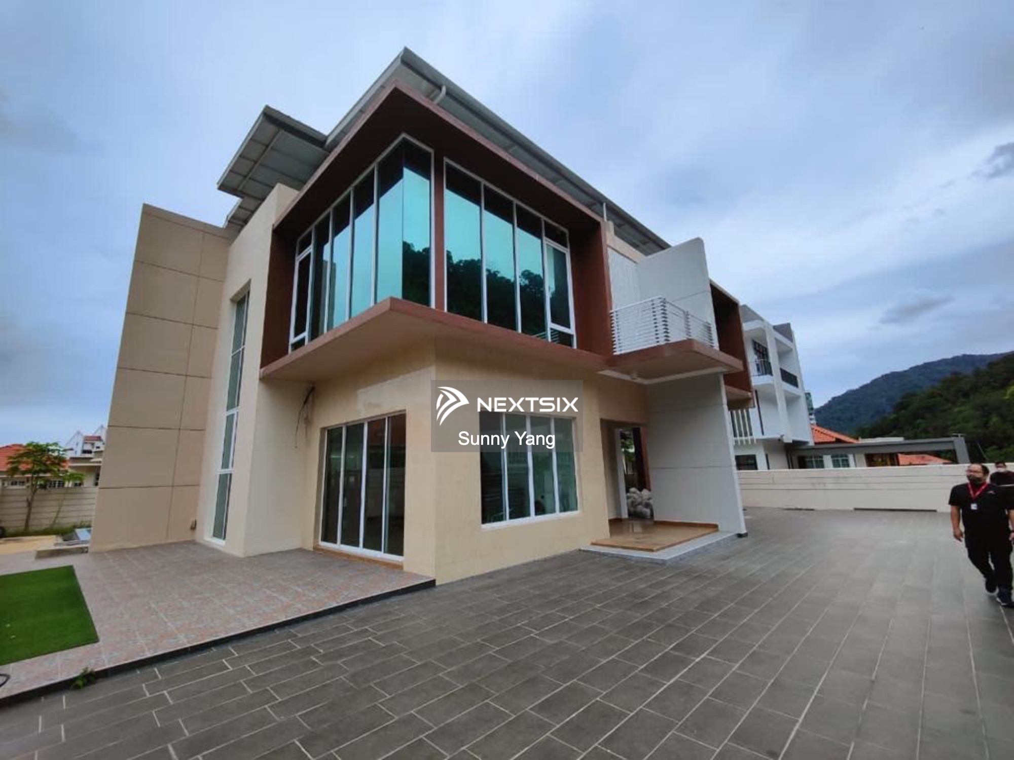 Bungalow For Sale in Tanjung Bungah Penang