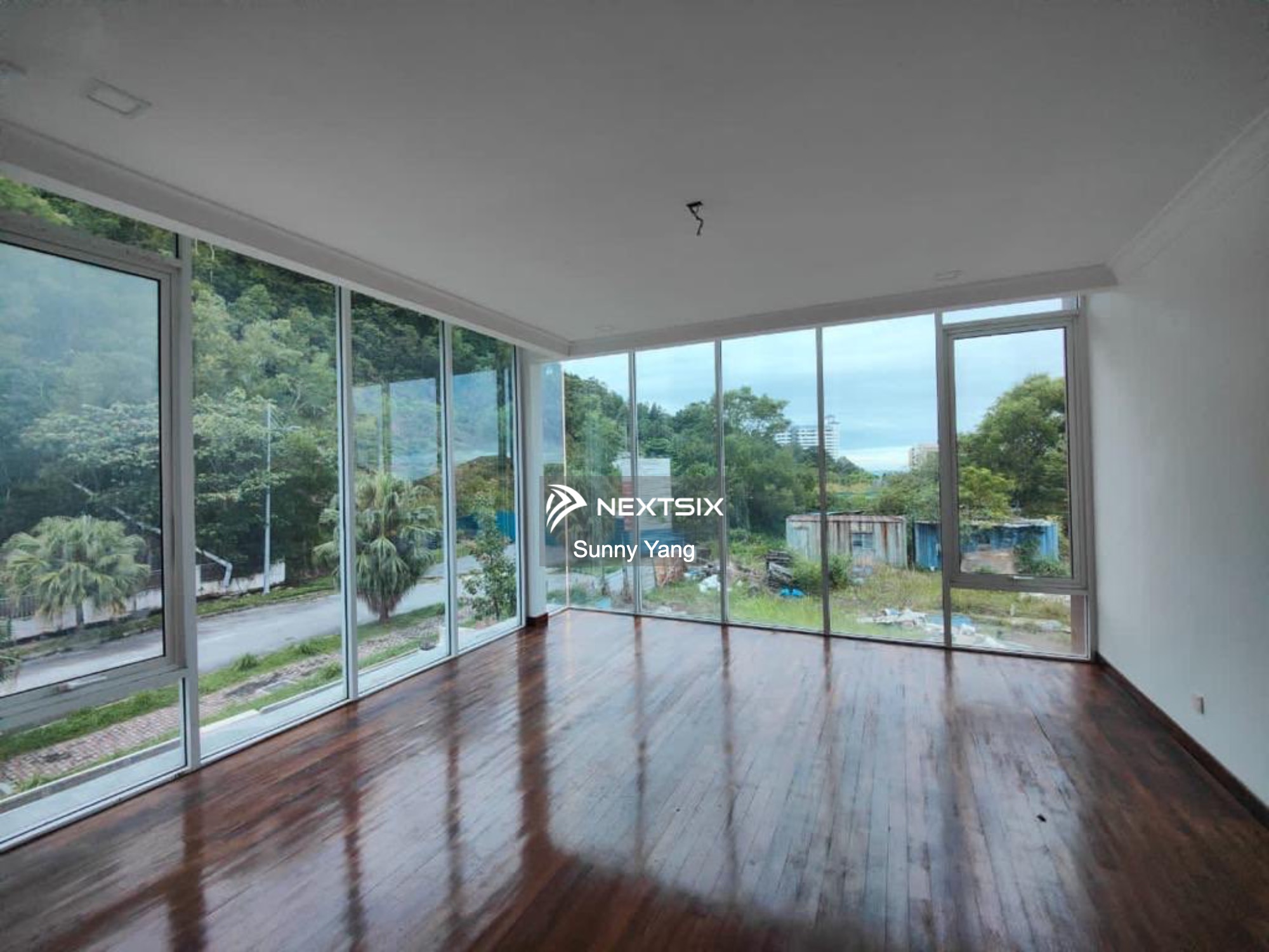 Bungalow For Sale in Tanjung Bungah Penang - Image 11