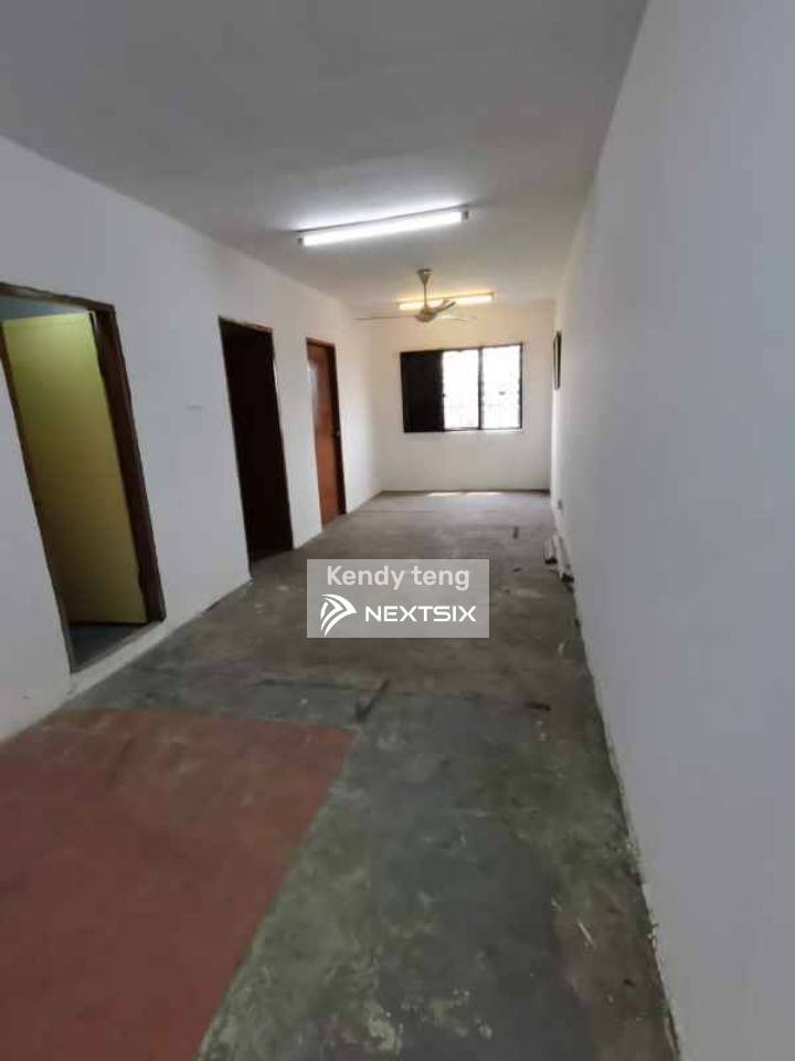 Apartment For Sale in Petaling Jaya Selangor - Image 5