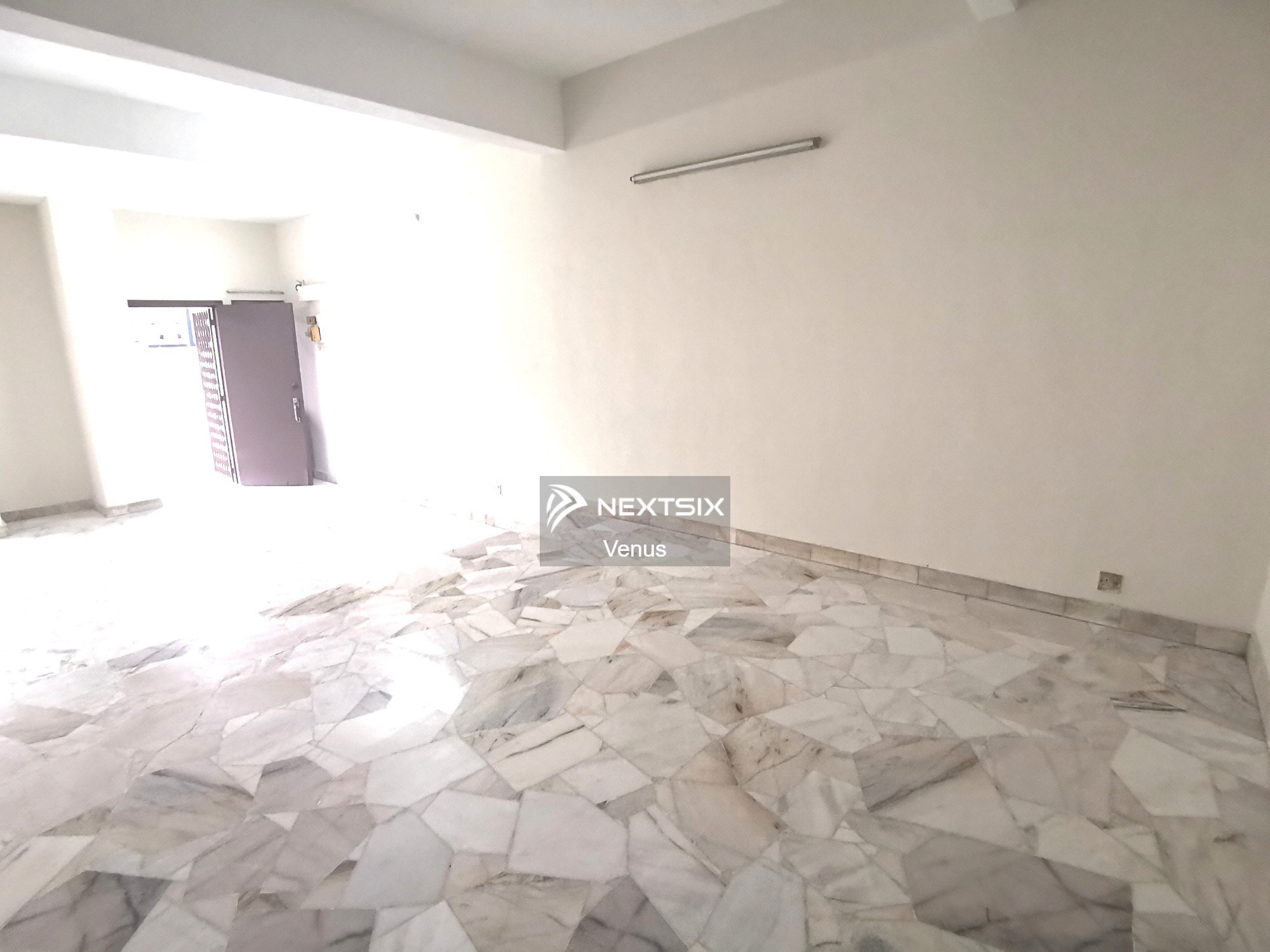 2-sty Superlink House For Rent in Kuchai Lama Kuala Lumpur