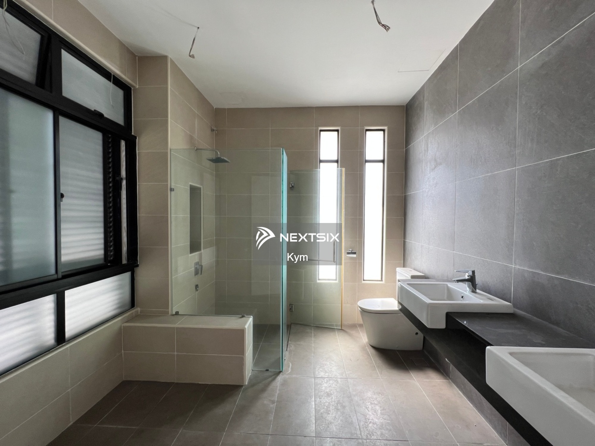 Semi-detached House For Sale in Tebrau Johor - Image 10