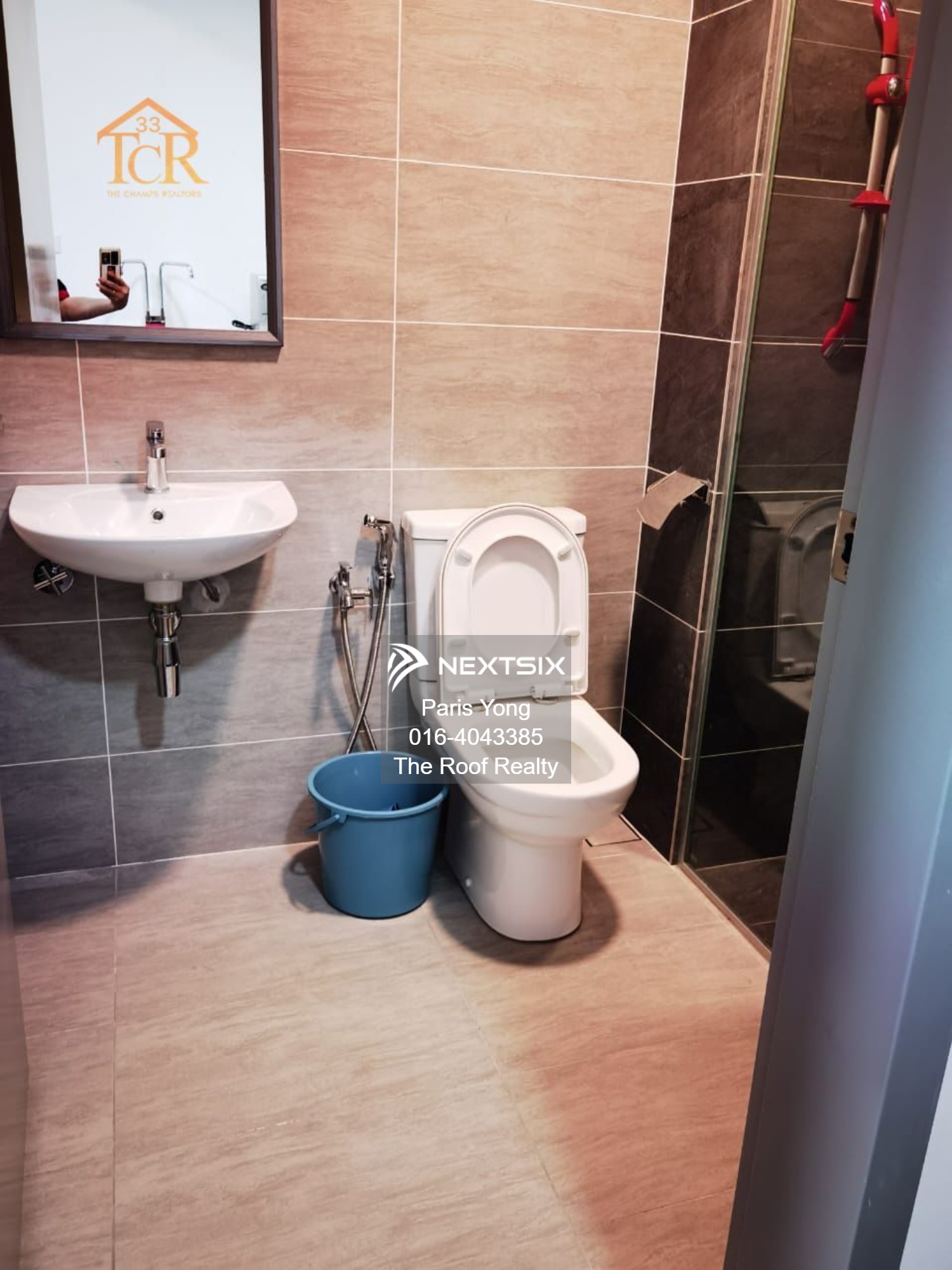 Serviced Residence For Sale in Glenmarie Selangor - Image 9