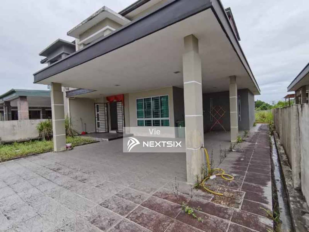 Semi-detached House For Sale in Kuching Sarawak