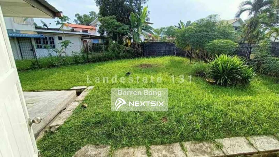 Semi-detached House For Rent in Kuching Sarawak - Image 7