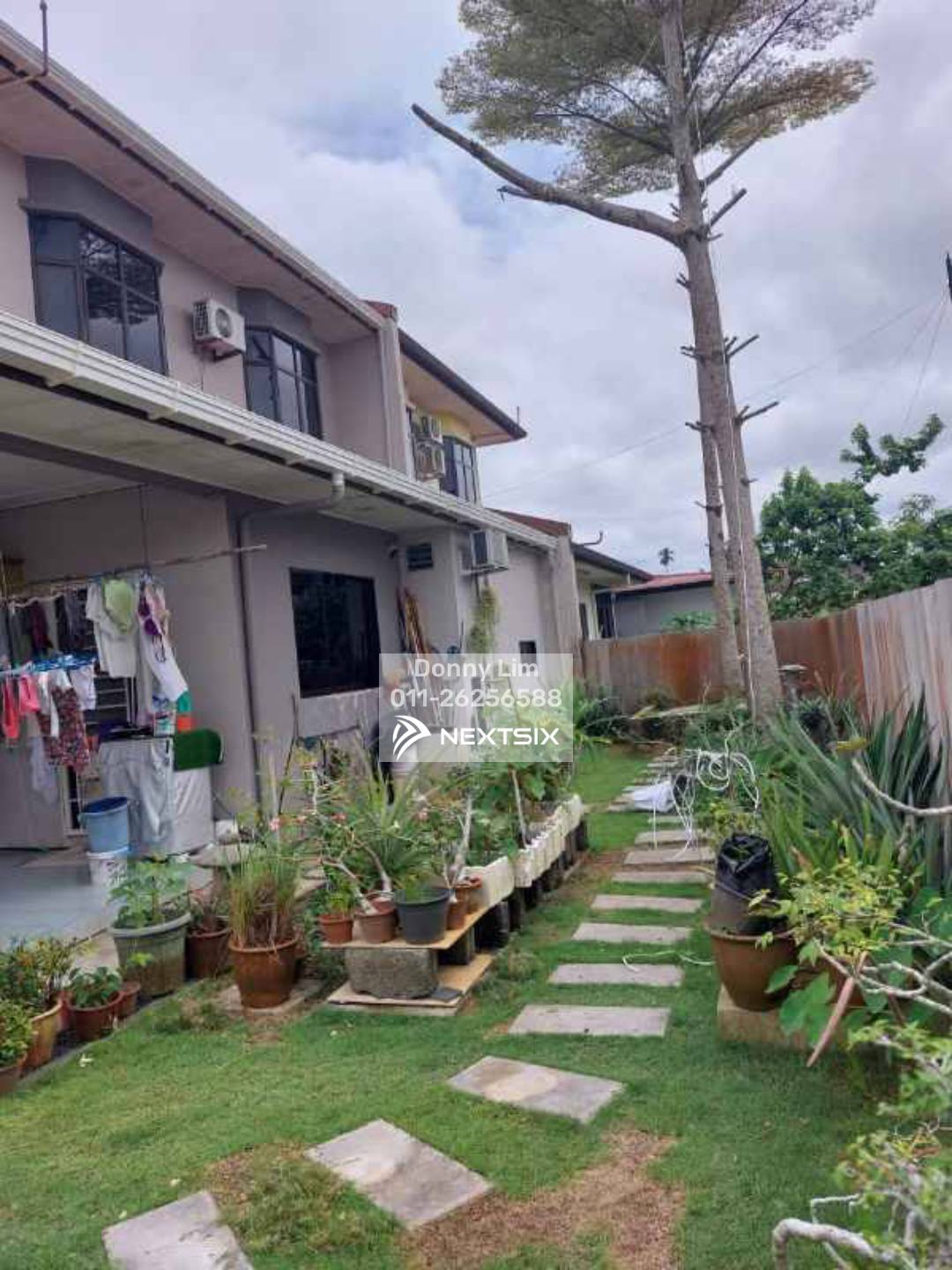 Semi-detached House For Sale in Kuching Sarawak - Image 12