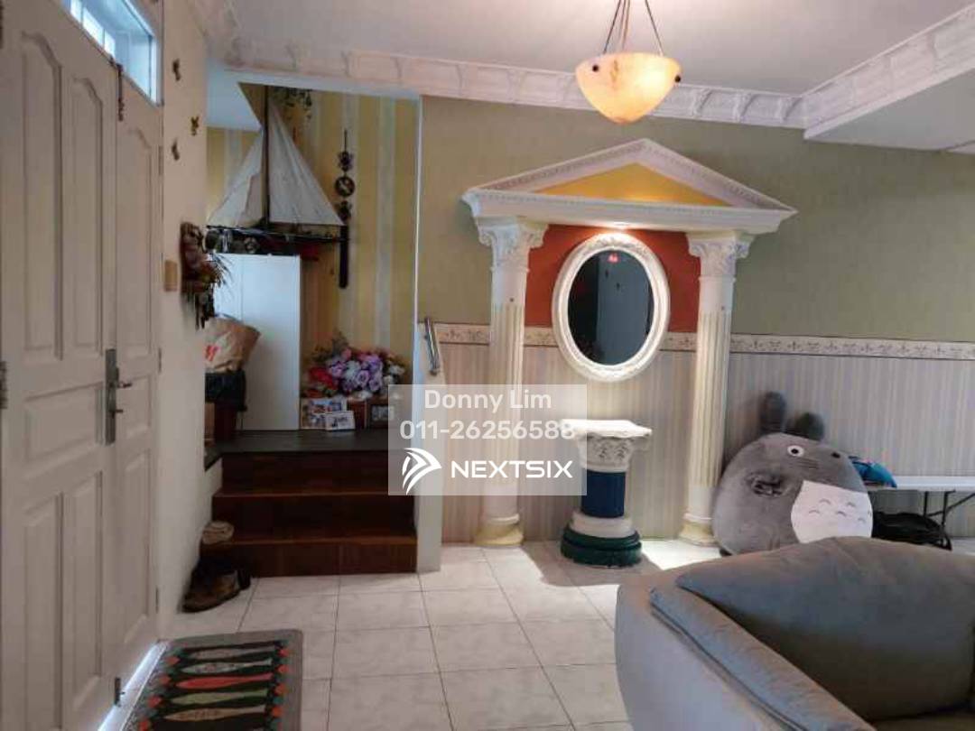 Semi-detached House For Sale in Kuching Sarawak - Image 9