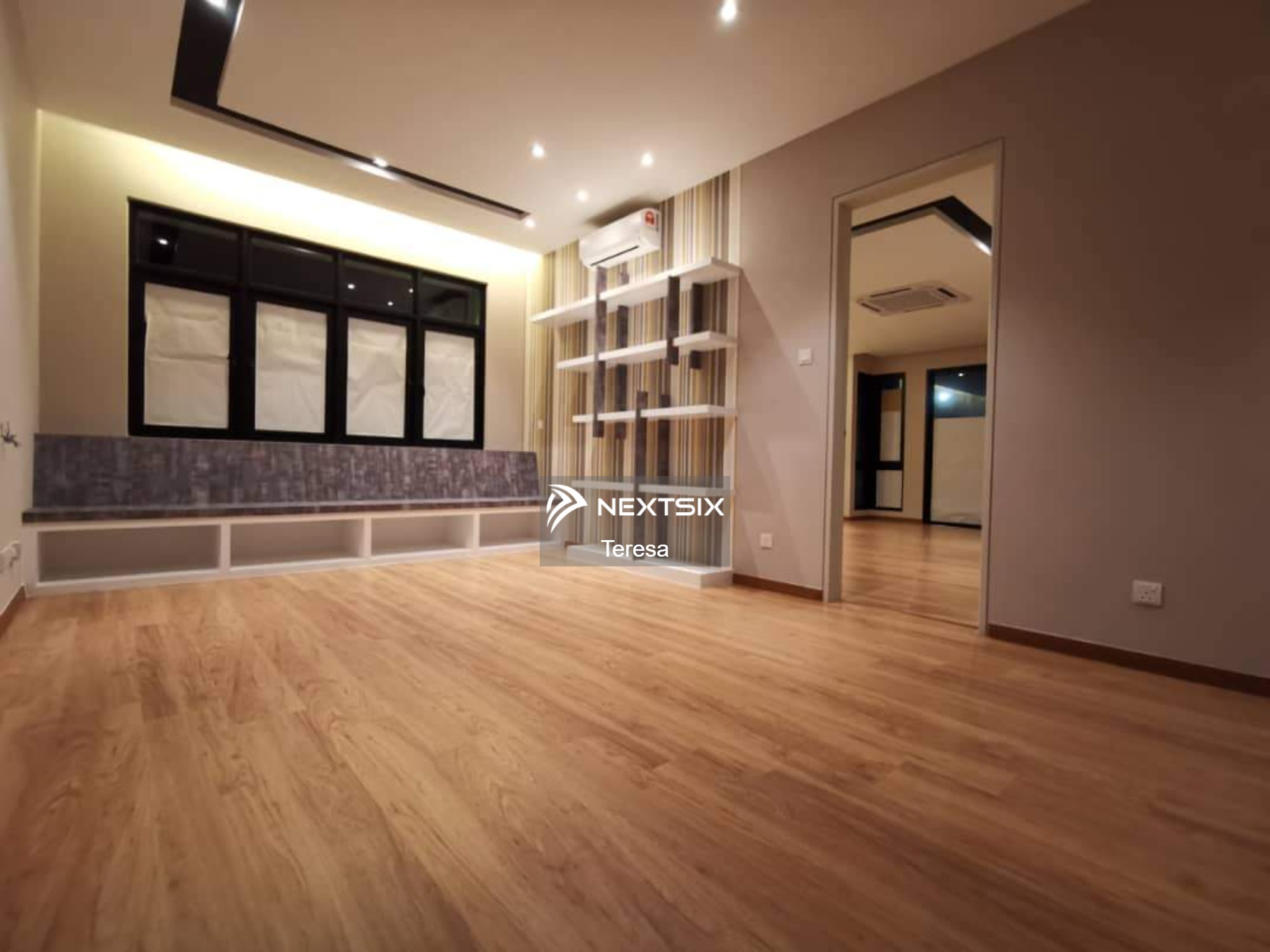 3-sty Superlink House For Sale in Klang Selangor - Image 4