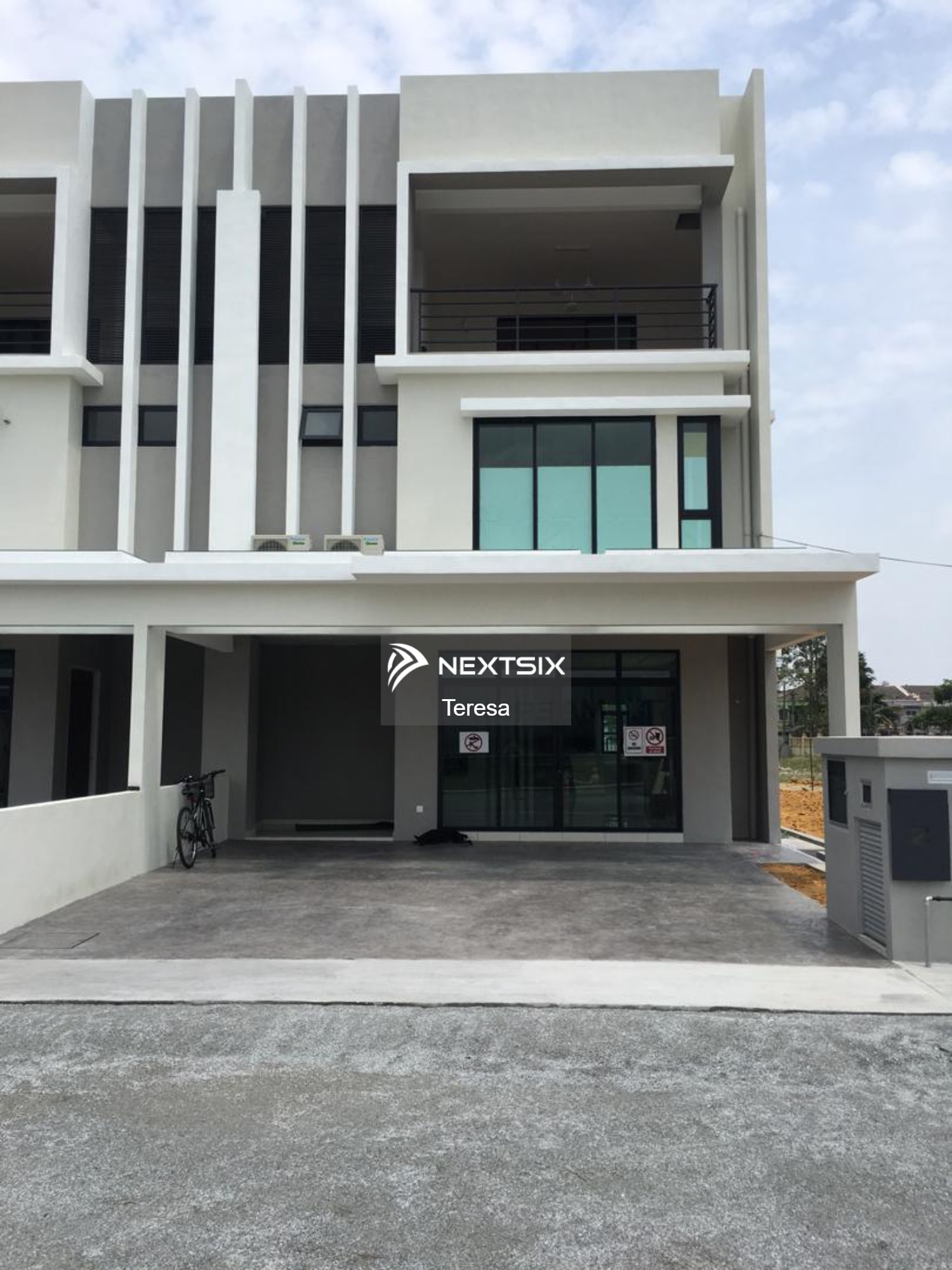3-sty Superlink House For Sale in Klang Selangor - Image 7