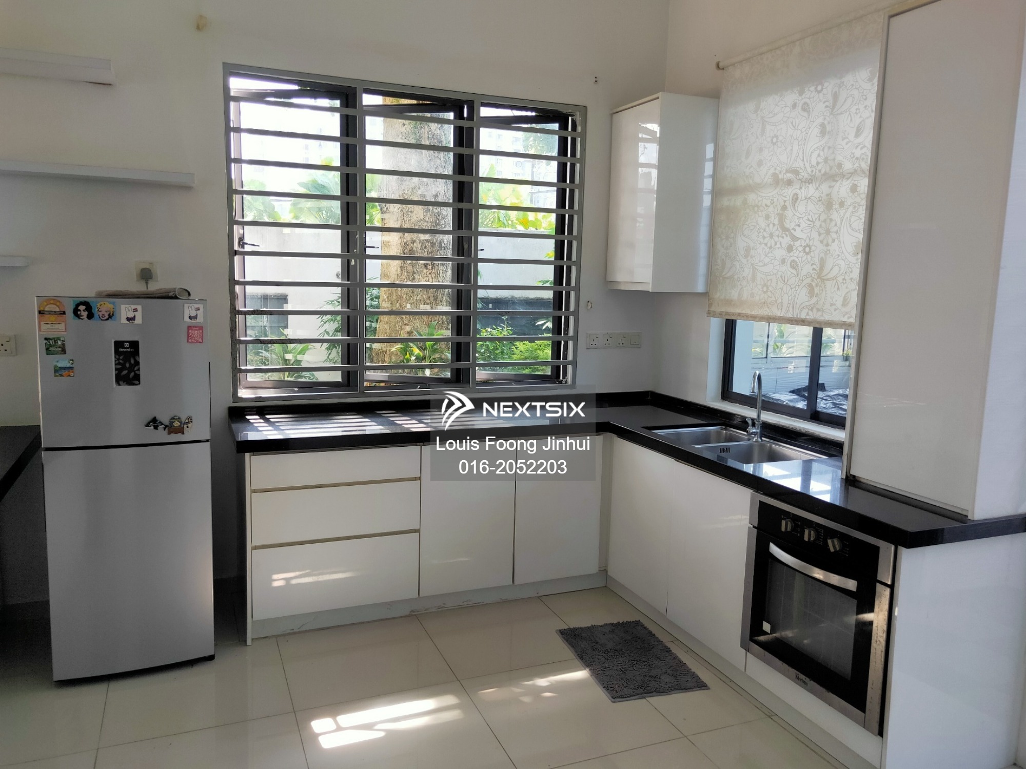 3-sty Terrace/Link House For Sale in Kayu Ara Selangor - Image 2
