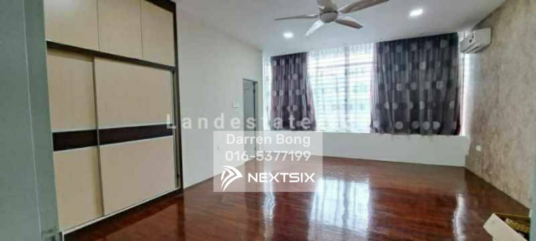 2.5-sty Terrace/Link House For Sale in Kuching Sarawak - Image 7