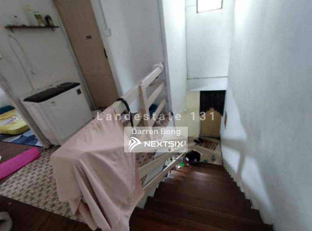 2-sty Terrace/Link House For Sale in Kuching Sarawak - Image 4