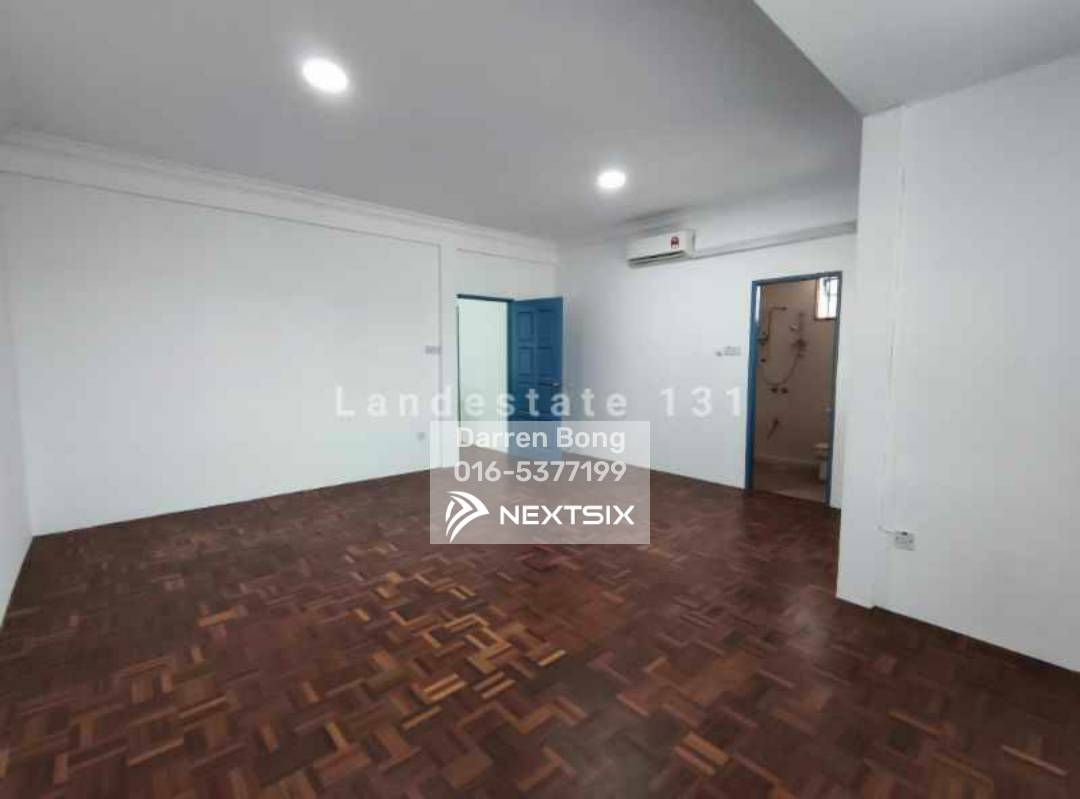 Semi-detached House For Sale in Kuching Sarawak - Image 10