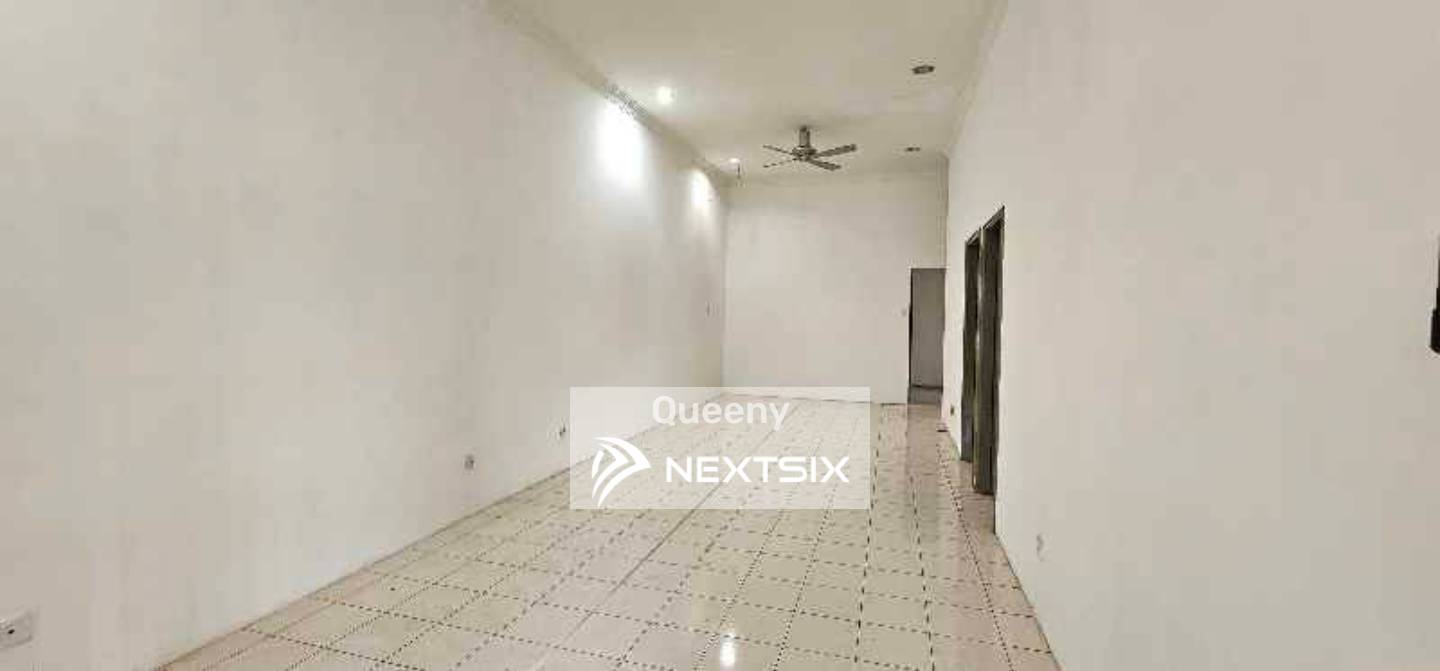 1-sty Terrace/Link House For Rent in Kota Samarahan Sarawak - Image 9