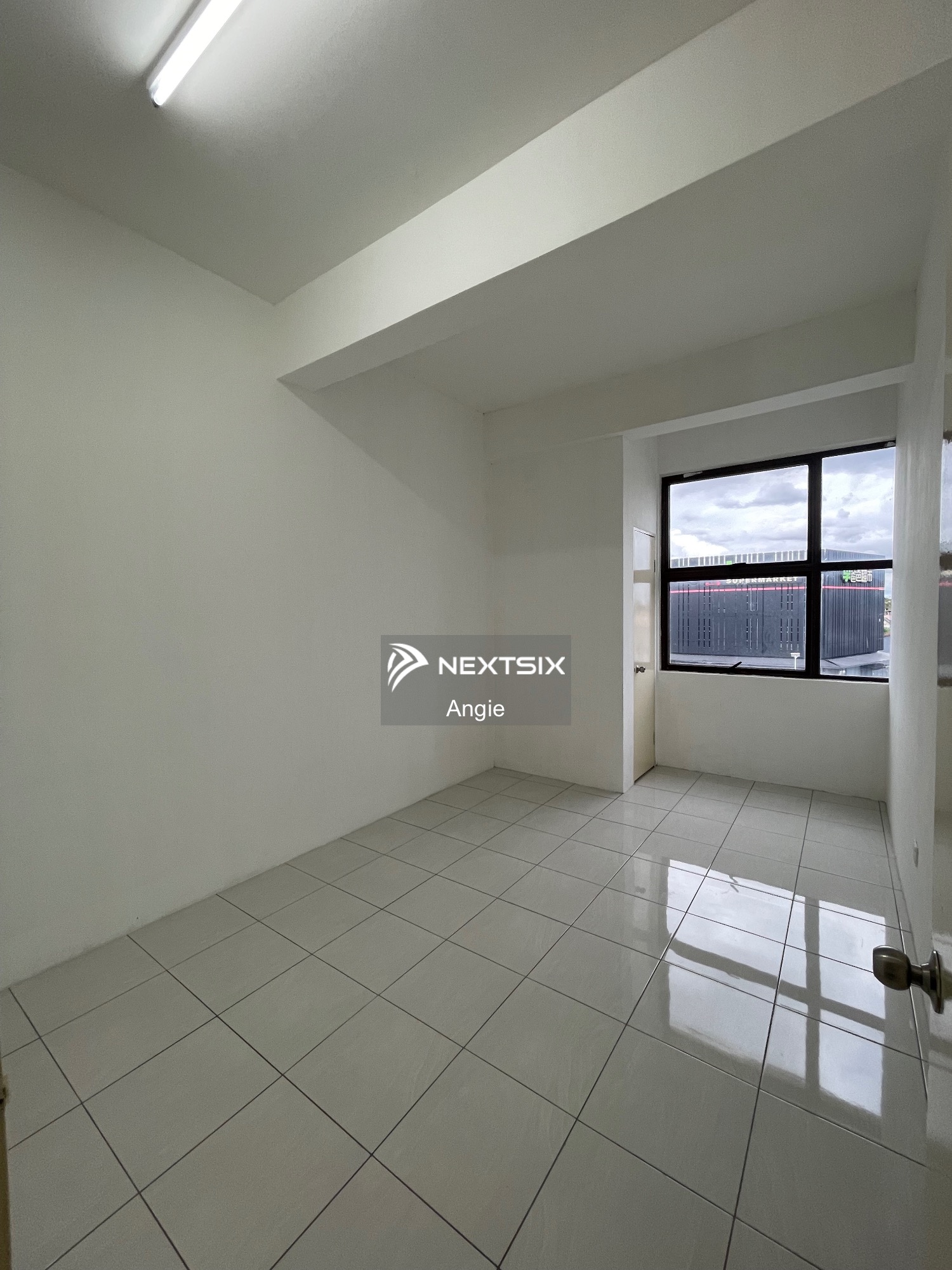 Shop For Rent in Kuching Sarawak - Image 6