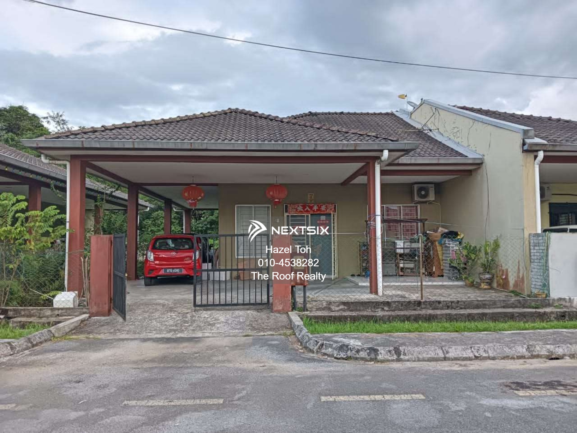 Semi-detached House For Sale in Serian Sarawak