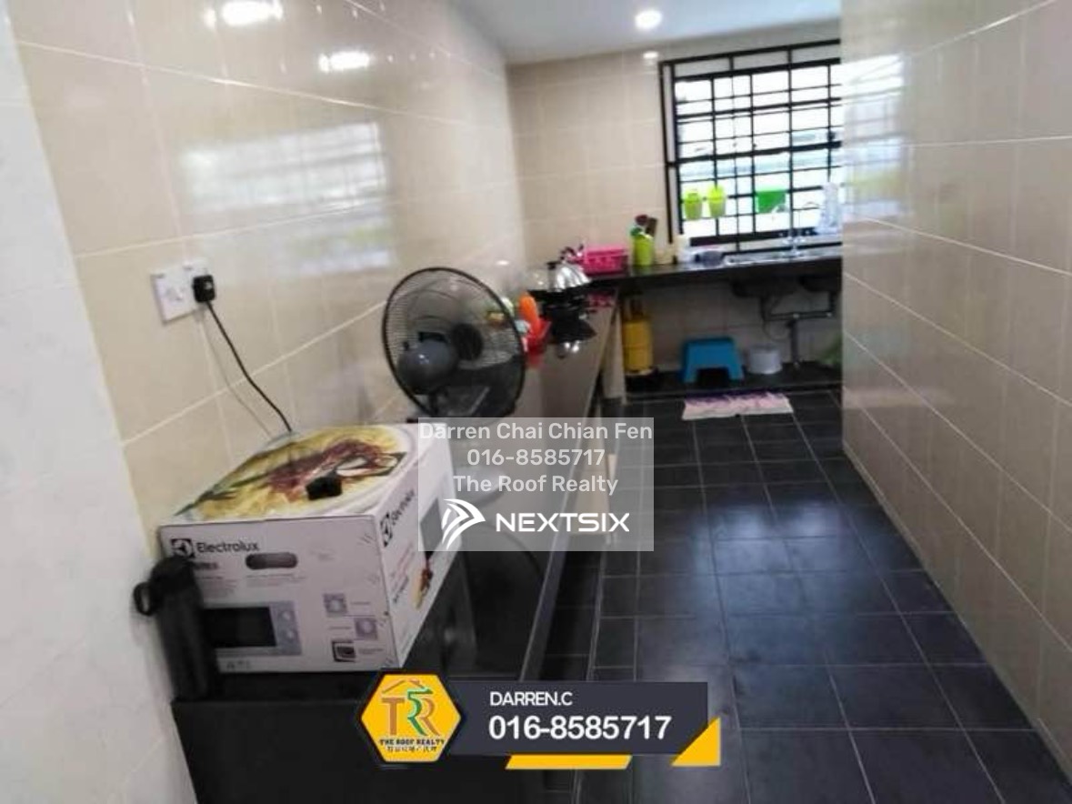 Semi-detached House For Sale in Kuching Sarawak - Image 8