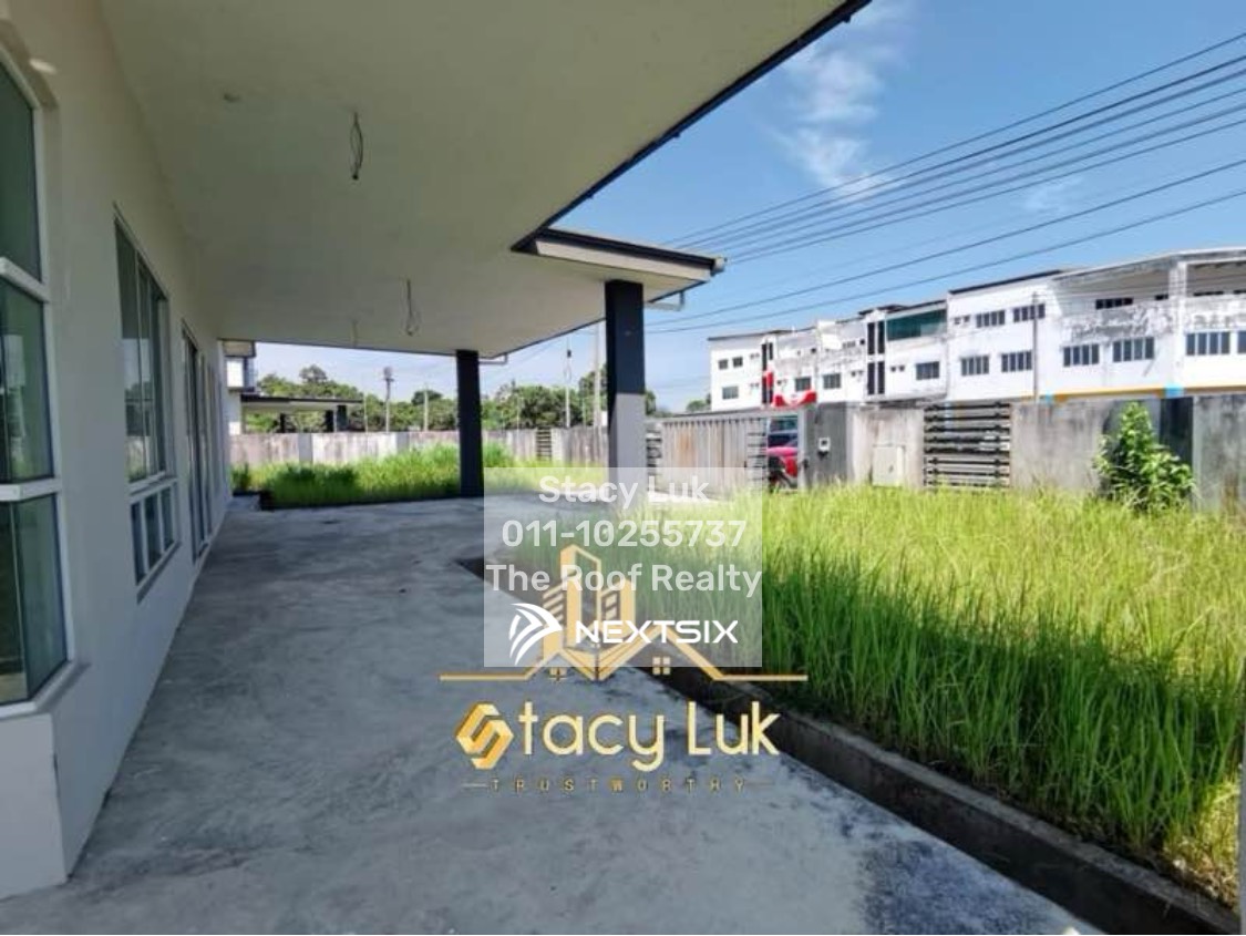 Semi-detached House For Sale in Kuching Sarawak - Image 7