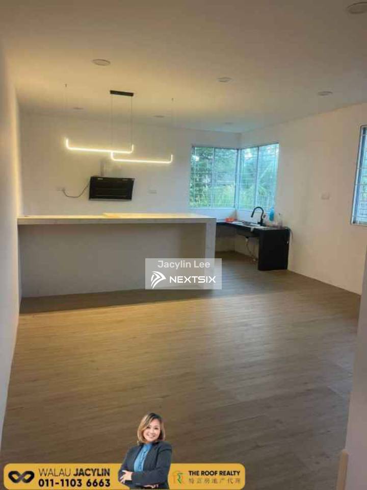 1.5-sty Terrace/Link House For Rent in Kota Samarahan Sarawak