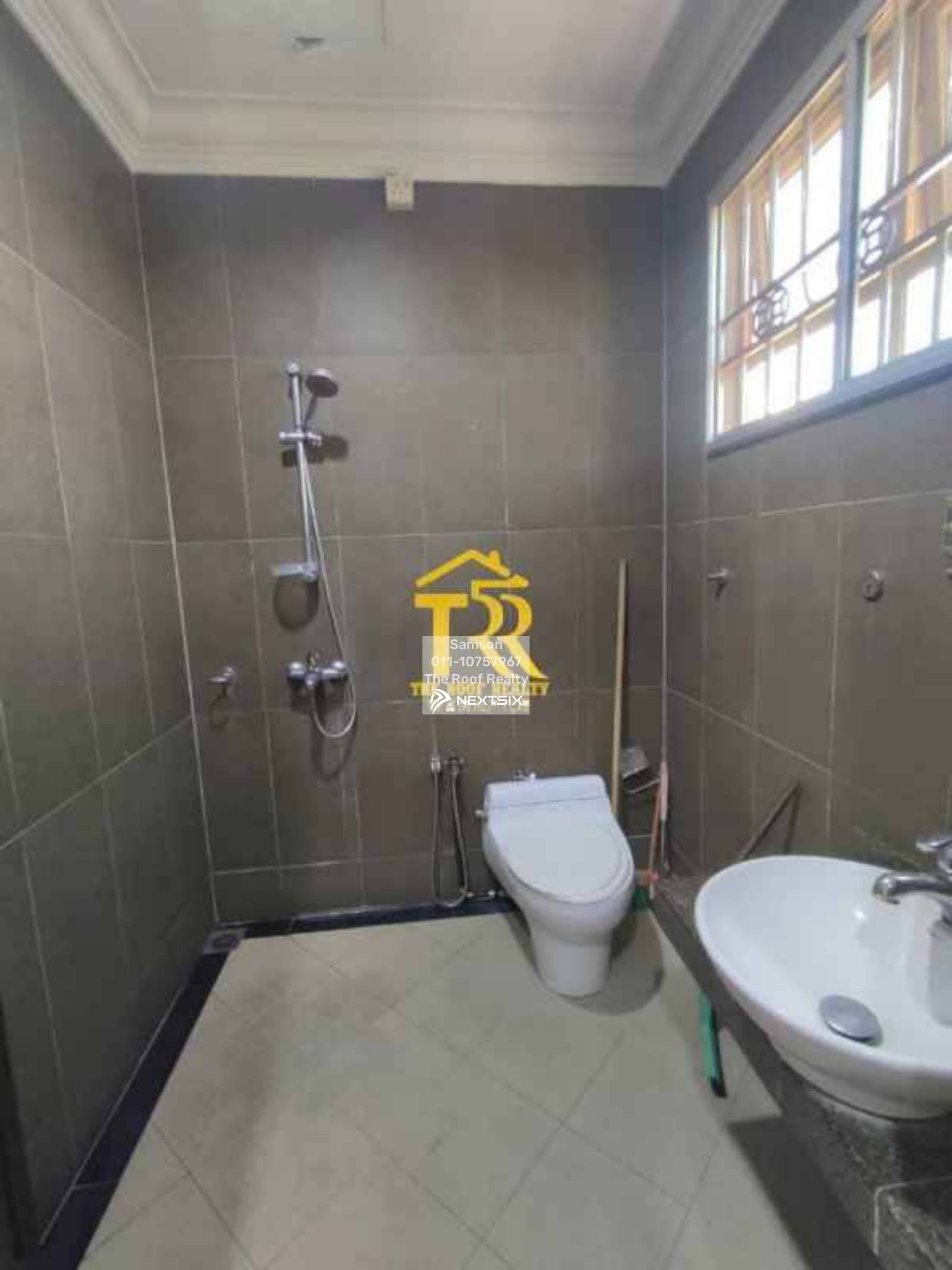 Semi-detached House For Rent in Miri Sarawak - Image 3