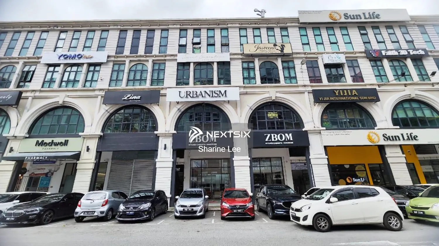 Milan Square 4 Storey shop
