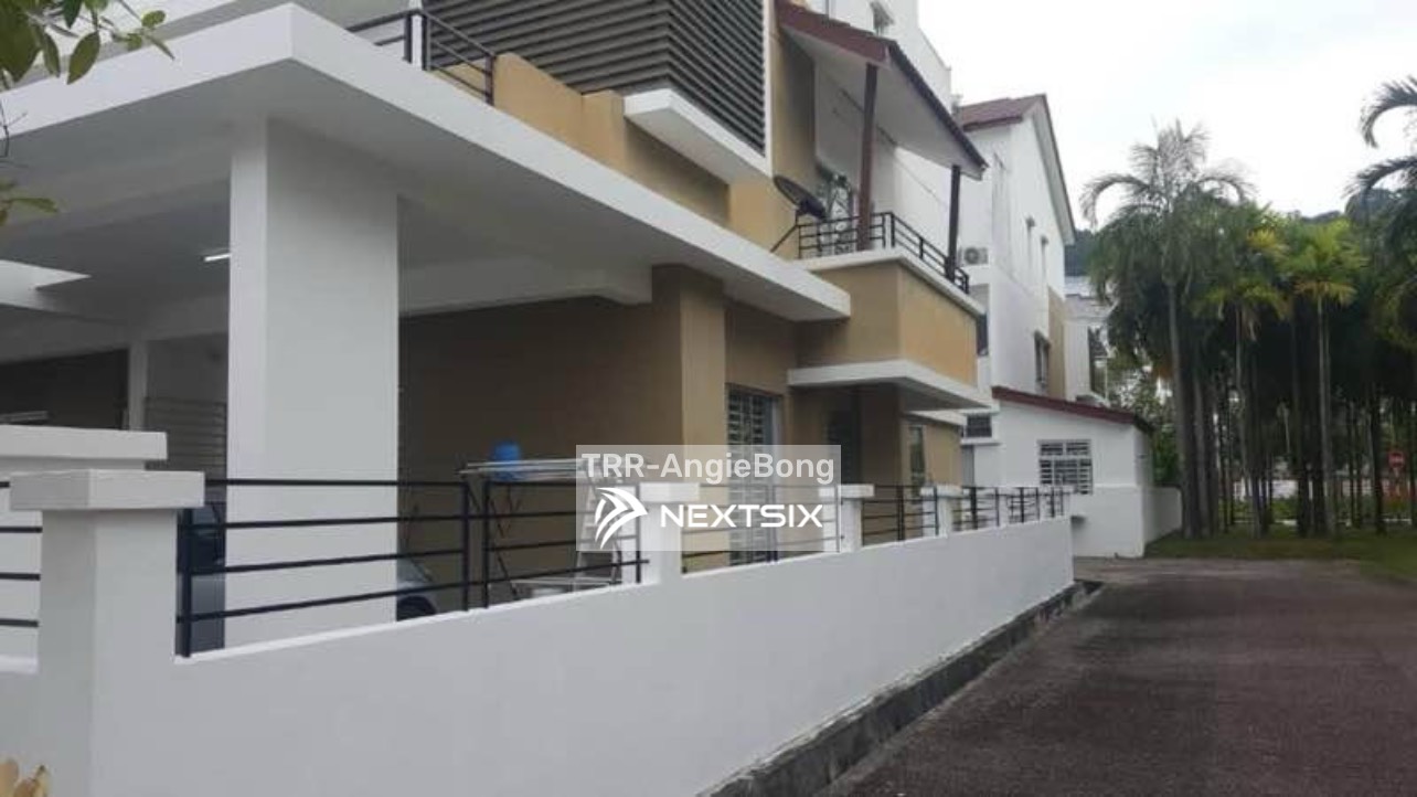 3-sty Terrace/Link House For Sale in Batu Maung Penang
