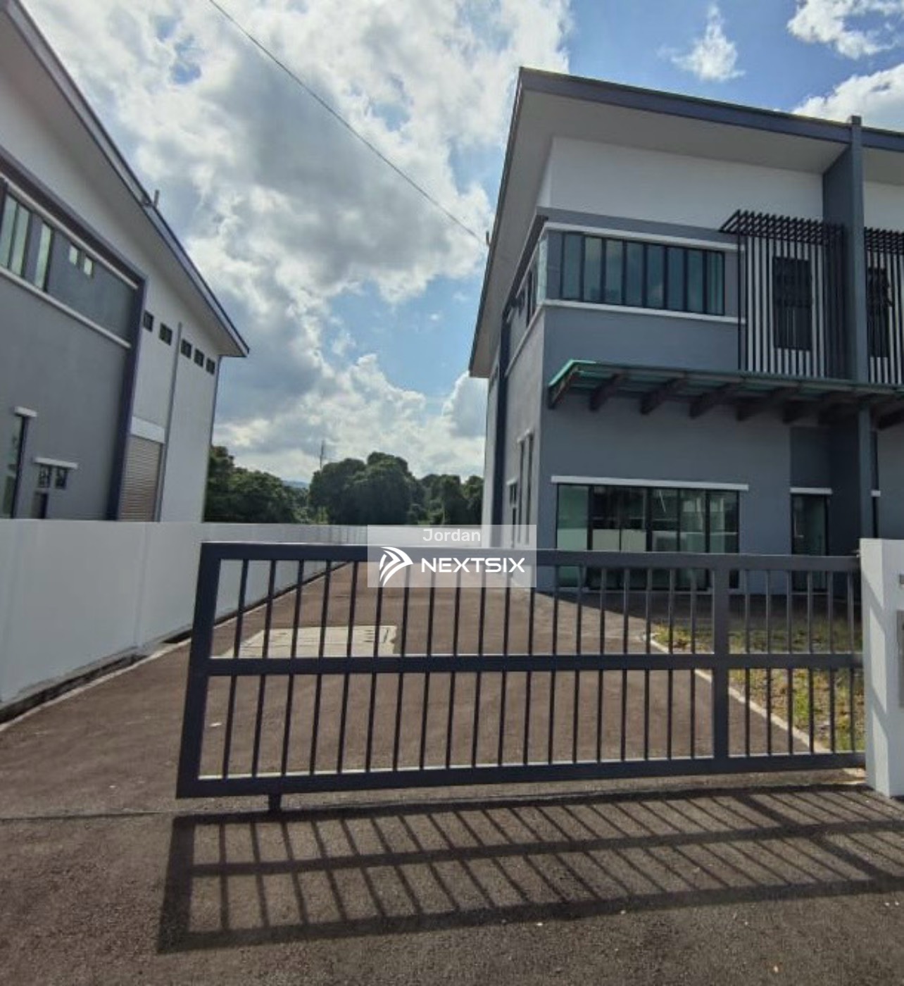 Semi-D Factory For Rent in Kuching Sarawak