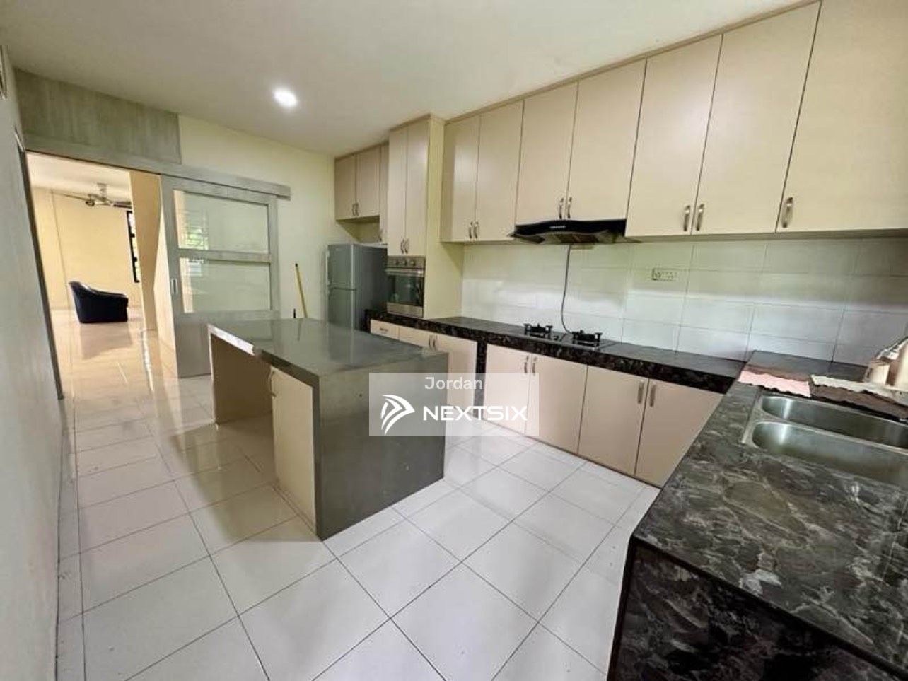 2-sty Terrace/Link House For Sale in Kuching Sarawak - Image 6