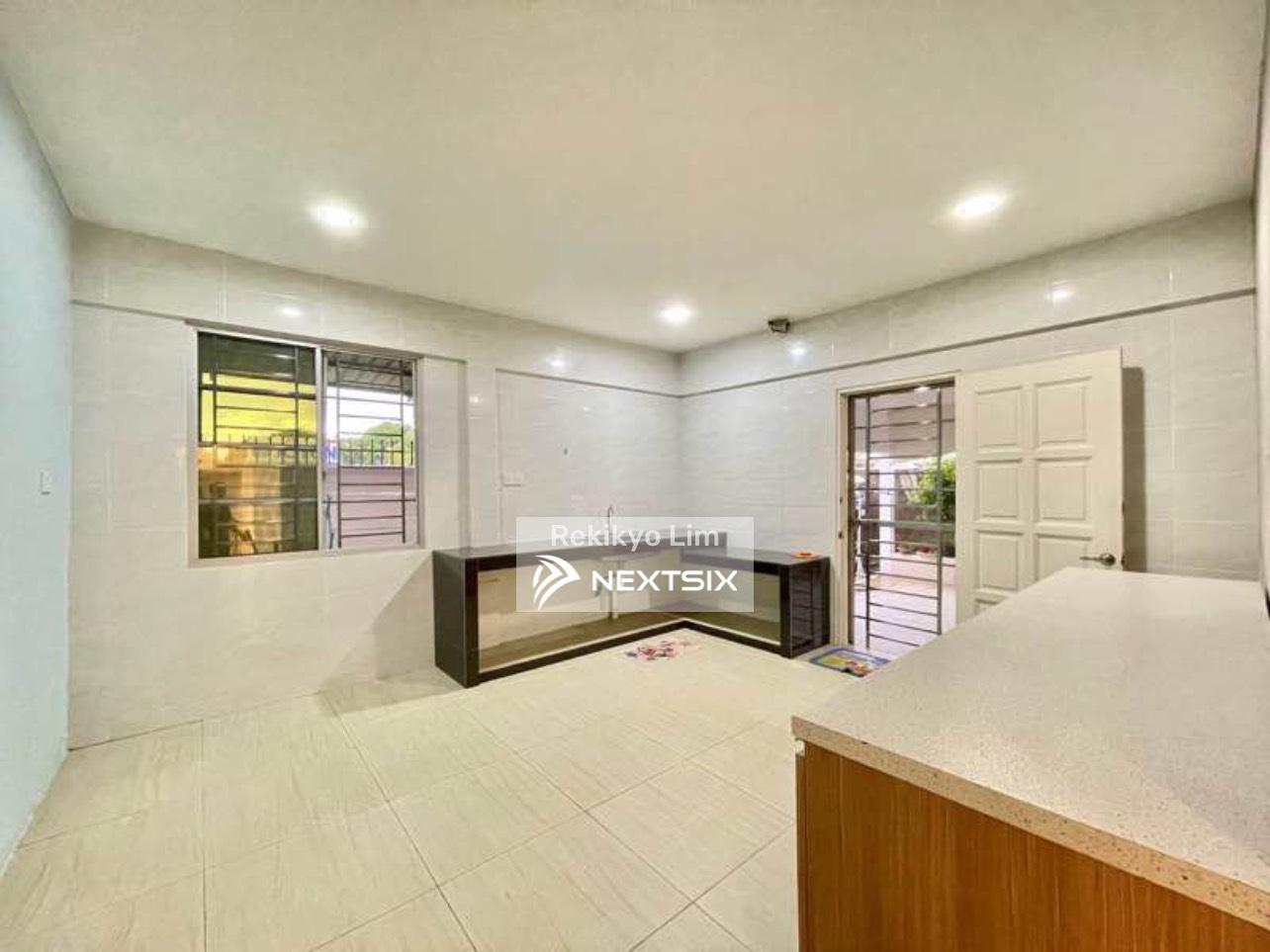 2-sty Terrace/Link House For Sale in Kuching Sarawak - Image 5