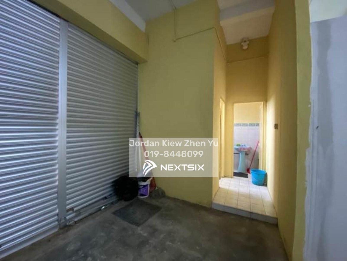 Shop For Rent in Kuching Sarawak - Image 5