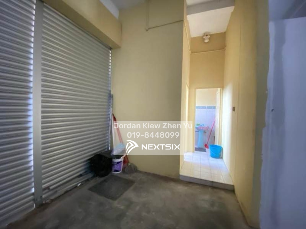 Shop For Rent in Kuching Sarawak - Image 6
