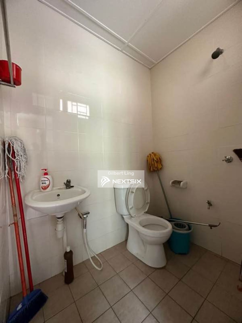 2-sty Terrace/Link House For Sale in Kuching Sarawak - Image 7